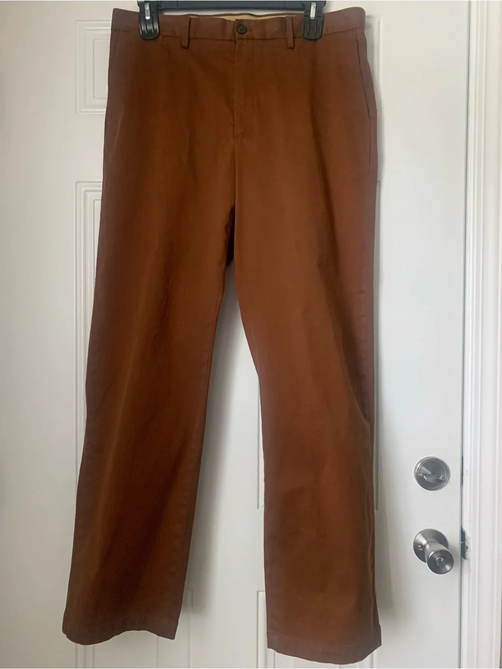 Banana Republic Men's “Dawson” Chinos in Potters Clay Size 36/34